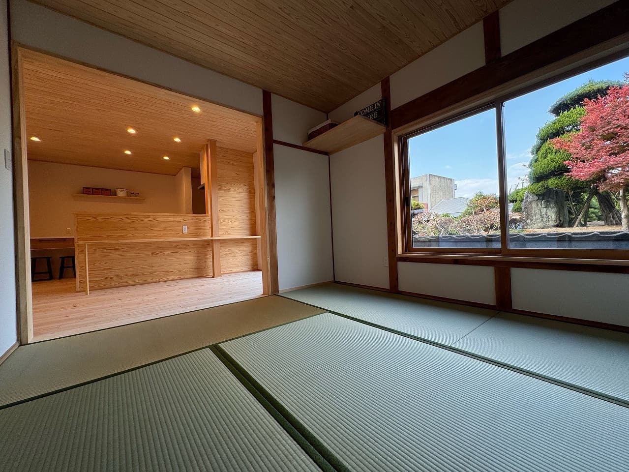リノベーション後の和室からの眺め