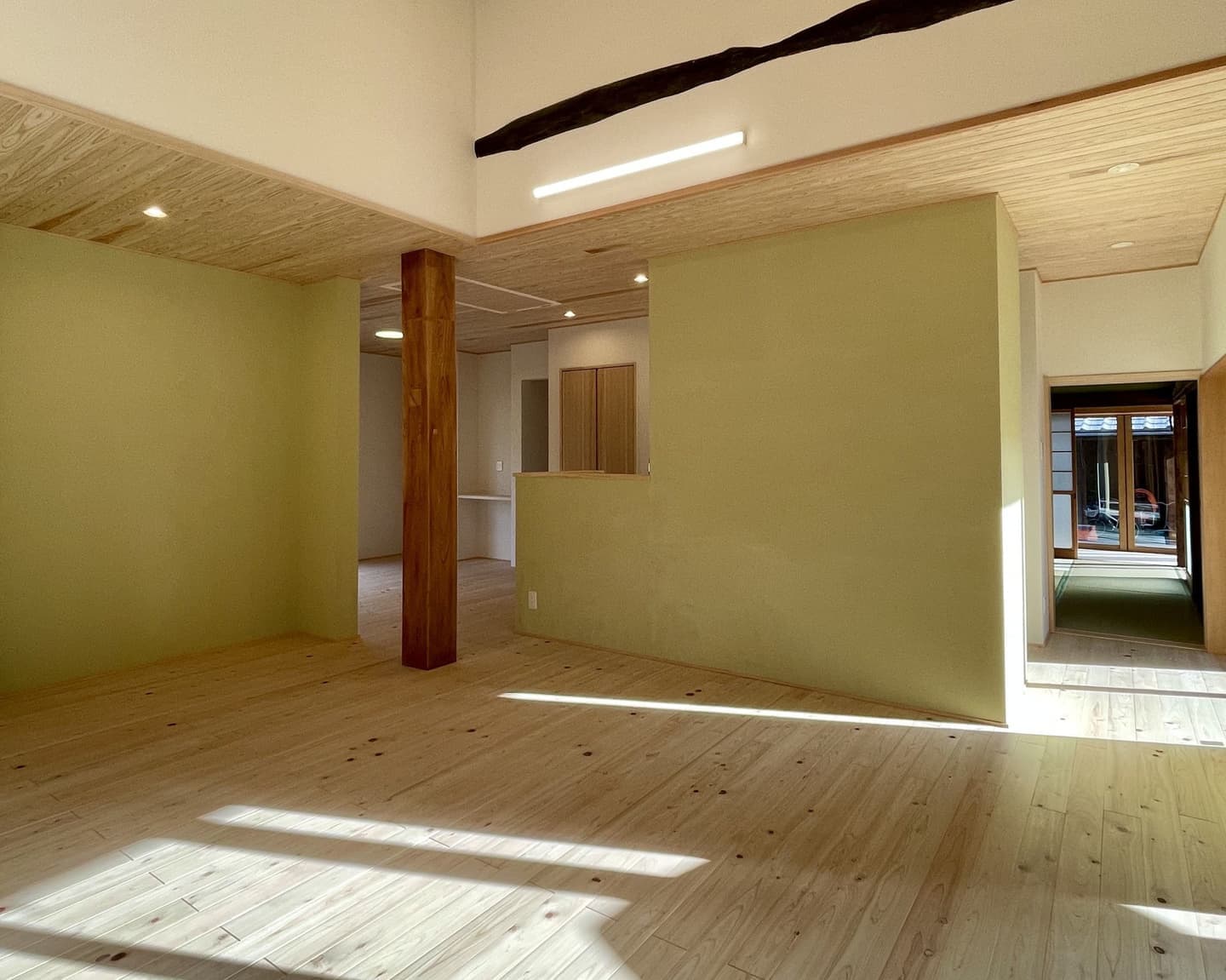 柱壁を増やすことで、耐震性にも配慮